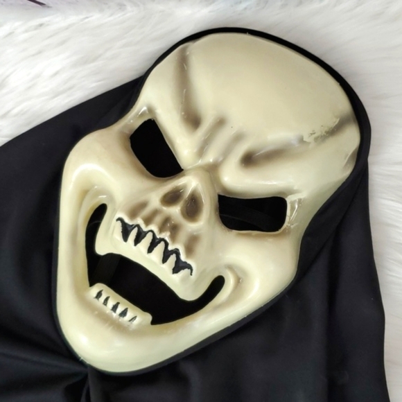 Vintage Y2K Scream Style Skeleton Ghostface Ghost Halloween Mask Molded Plastic - Picture 4 of 11